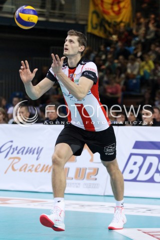  16.11.2013 RZESZOW <br />SIATKOWKA PLUS LIGA 2013/2014 MEN VOLLEYBALL POLAND POLISH PLUSLIGA LEAGUE SEASON 2013/2014 <br />MECZ ASSECO RESOVIA RZESZOW - AZS POLITECHNIKA WARSZAWSKA <br />N/Z PIOTR NOWAKOWSKI SYLWETKA<br /> 