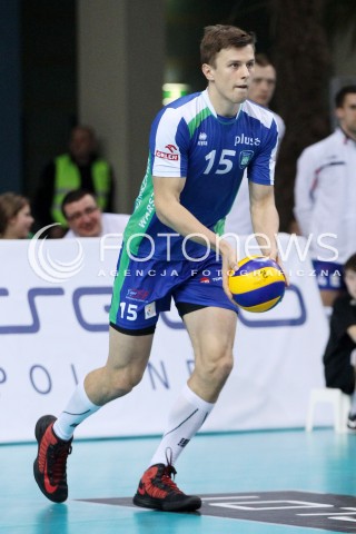  16.11.2013 RZESZOW <br />SIATKOWKA PLUS LIGA 2013/2014 MEN VOLLEYBALL POLAND POLISH PLUSLIGA LEAGUE SEASON 2013/2014 <br />MECZ ASSECO RESOVIA RZESZOW - AZS POLITECHNIKA WARSZAWSKA <br />N/Z PRZEMYSLAW SMOLINSKI SYLWETKA<br /> 
