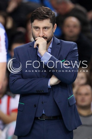  16.11.2013 RZESZOW <br />SIATKOWKA PLUS LIGA 2013/2014 MEN VOLLEYBALL POLAND POLISH PLUSLIGA LEAGUE SEASON 2013/2014 <br />MECZ ASSECO RESOVIA RZESZOW - AZS POLITECHNIKA WARSZAWSKA <br />N/Z JAKUB BEDNARUK ( TRENER ) SYLWETKA<br /> 