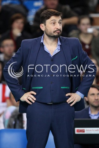 16.11.2013 RZESZOW <br />SIATKOWKA PLUS LIGA 2013/2014 MEN VOLLEYBALL POLAND POLISH PLUSLIGA LEAGUE SEASON 2013/2014 <br />MECZ ASSECO RESOVIA RZESZOW - AZS POLITECHNIKA WARSZAWSKA <br />N/Z JAKUB BEDNARUK ( TRENER ) SYLWETKA<br /> 