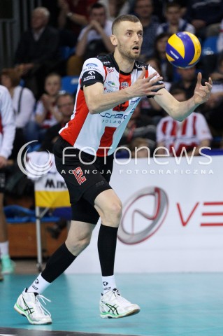  16.11.2013 RZESZOW <br />SIATKOWKA PLUS LIGA 2013/2014 MEN VOLLEYBALL POLAND POLISH PLUSLIGA LEAGUE SEASON 2013/2014 <br />MECZ ASSECO RESOVIA RZESZOW - AZS POLITECHNIKA WARSZAWSKA <br />N/Z LUKASZ PERLOWSKI SYLWETKA<br /> 