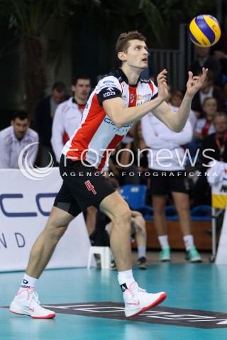  16.11.2013 RZESZOW <br />SIATKOWKA PLUS LIGA 2013/2014 MEN VOLLEYBALL POLAND POLISH PLUSLIGA LEAGUE SEASON 2013/2014 <br />MECZ ASSECO RESOVIA RZESZOW - AZS POLITECHNIKA WARSZAWSKA <br />N/Z PIOTR NOWAKOWSKI SYLWETKA<br /> 
