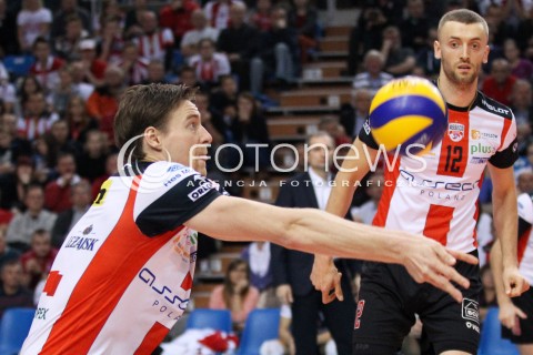 16.11.2013 RZESZOW <br />SIATKOWKA PLUS LIGA 2013/2014 MEN VOLLEYBALL POLAND POLISH PLUSLIGA LEAGUE SEASON 2013/2014 <br />MECZ ASSECO RESOVIA RZESZOW - AZS POLITECHNIKA WARSZAWSKA <br />N/Z JOCHEN SCHOPS LUKASZ PERLOWSKI <br /> 