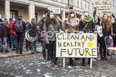 Protest Greenpeace pod Ministerstwem Gospodarki