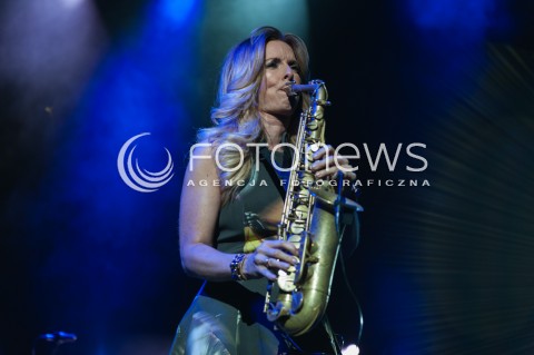  25.11.2013 WARSZAWA SALA KONGRESOWA<br />KONCERT CANDY DULFER<br />N/Z CANDY DULFER<br /> 