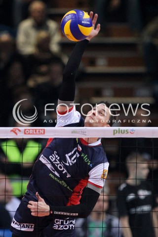  27.11.2013 RZESZOW <br />SIATKOWKA PLUS LIGA 2013/2014 MEN VOLLEYBALL POLAND POLISH PLUSLIGA LEAGUE SEASON 2013/2014 <br />MECZ ASSECO RESOVIA RZESZOW - ZAKSA KEDZIERZYN KOZLE <br />N/Z MICHAL RUCIAK SYLWETKA<br /> 