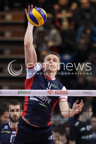 27.11.2013 RZESZOW <br />SIATKOWKA PLUS LIGA 2013/2014 MEN VOLLEYBALL POLAND POLISH PLUSLIGA LEAGUE SEASON 2013/2014 <br />MECZ ASSECO RESOVIA RZESZOW - ZAKSA KEDZIERZYN KOZLE <br />N/Z JURIJ GLADYR  SYLWETKA<br /> 