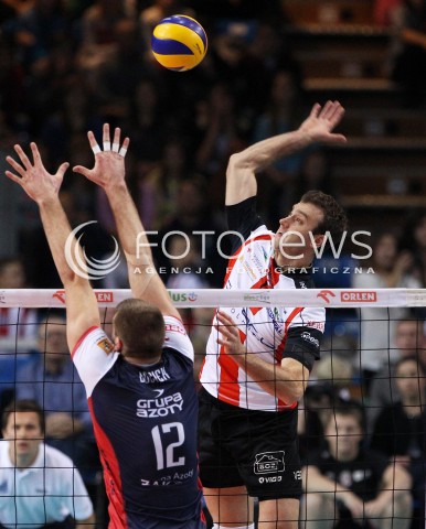 27.11.2013 RZESZOW <br />SIATKOWKA PLUS LIGA 2013/2014 MEN VOLLEYBALL POLAND POLISH PLUSLIGA LEAGUE SEASON 2013/2014 <br />MECZ ASSECO RESOVIA RZESZOW - ZAKSA KEDZIERZYN KOZLE <br />N/Z PETER VERES GRZEGORZ BOCIEK <br /> 