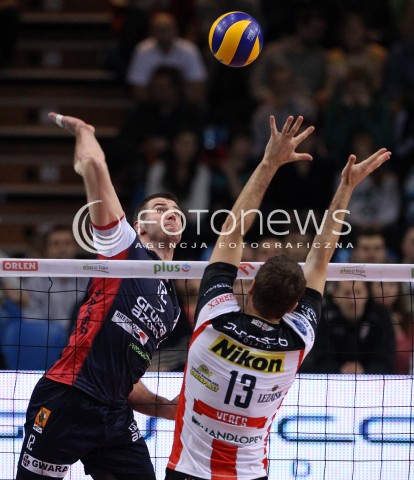  27.11.2013 RZESZOW <br />SIATKOWKA PLUS LIGA 2013/2014 MEN VOLLEYBALL POLAND POLISH PLUSLIGA LEAGUE SEASON 2013/2014 <br />MECZ ASSECO RESOVIA RZESZOW - ZAKSA KEDZIERZYN KOZLE <br />N/Z GRZEGORZ BOCIEK PETER VERES <br /> 