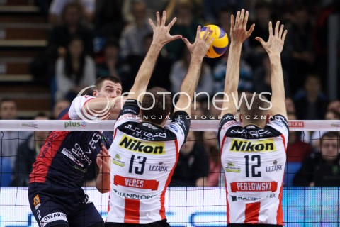  27.11.2013 RZESZOW <br />SIATKOWKA PLUS LIGA 2013/2014 MEN VOLLEYBALL POLAND POLISH PLUSLIGA LEAGUE SEASON 2013/2014 <br />MECZ ASSECO RESOVIA RZESZOW - ZAKSA KEDZIERZYN KOZLE <br />N/Z GRZEGORZ BOCIEK PETER VERES LUKASZ PERLOWSKI <br /> 