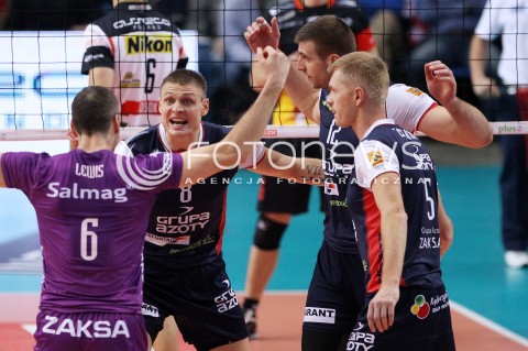  27.11.2013 RZESZOW <br />SIATKOWKA PLUS LIGA 2013/2014 MEN VOLLEYBALL POLAND POLISH PLUSLIGA LEAGUE SEASON 2013/2014 <br />MECZ ASSECO RESOVIA RZESZOW - ZAKSA KEDZIERZYN KOZLE <br />N/Z JURIJ GLADYR PAWEL ZAGUMNY DAN LEWIS RADOSC EMOCJE <br /> 