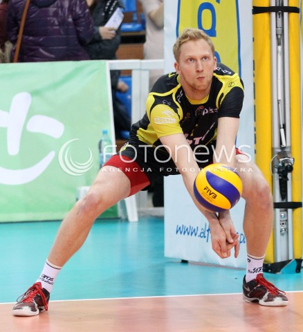  30.11.2013 RZESZOW <br />SIATKOWKA PLUS LIGA 2013/2014 MEN VOLLEYBALL POLAND POLISH PLUSLIGA LEAGUE SEASON 2013/2014 <br />MECZ ASSECO RESOVIA RZESZOW - LOTOS TREFL GDANSK<br />N/Z JAKUB JAROSZ SYLWETKA<br /> 