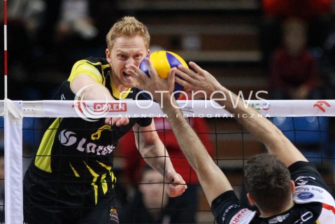  30.11.2013 RZESZOW <br />SIATKOWKA PLUS LIGA 2013/2014 MEN VOLLEYBALL POLAND POLISH PLUSLIGA LEAGUE SEASON 2013/2014 <br />MECZ ASSECO RESOVIA RZESZOW - LOTOS TREFL GDANSK<br />N/Z JAKUB JAROSZ PETER VERES <br /> 