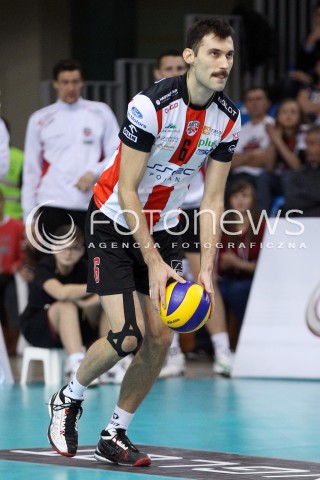  30.11.2013 RZESZOW <br />SIATKOWKA PLUS LIGA 2013/2014 MEN VOLLEYBALL POLAND POLISH PLUSLIGA LEAGUE SEASON 2013/2014 <br />MECZ ASSECO RESOVIA RZESZOW - LOTOS TREFL GDANSK<br />N/Z GRZEGORZ KOSOK SYLWETKA<br /> 