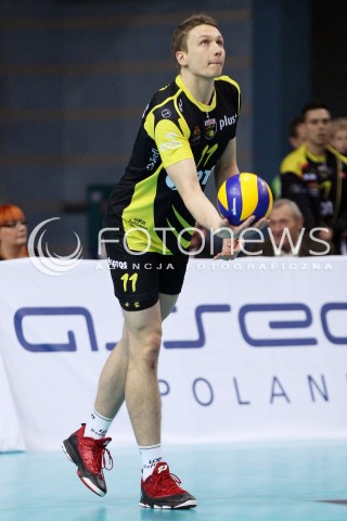  30.11.2013 RZESZOW <br />SIATKOWKA PLUS LIGA 2013/2014 MEN VOLLEYBALL POLAND POLISH PLUSLIGA LEAGUE SEASON 2013/2014 <br />MECZ ASSECO RESOVIA RZESZOW - LOTOS TREFL GDANSK<br />N/Z MACIEJ ZAJDER SYLWETKA<br /> 