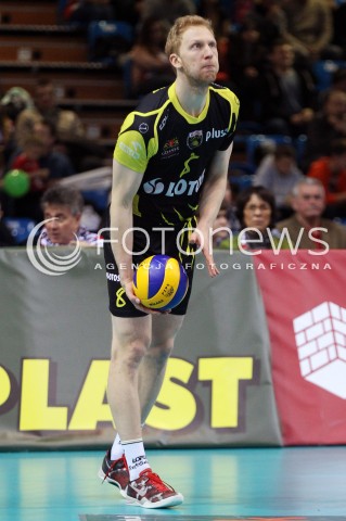  30.11.2013 RZESZOW <br />SIATKOWKA PLUS LIGA 2013/2014 MEN VOLLEYBALL POLAND POLISH PLUSLIGA LEAGUE SEASON 2013/2014 <br />MECZ ASSECO RESOVIA RZESZOW - LOTOS TREFL GDANSK<br />N/Z JAKUB JAROSZ SYLWETKA<br /> 
