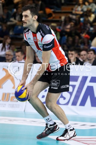  30.11.2013 RZESZOW <br />SIATKOWKA PLUS LIGA 2013/2014 MEN VOLLEYBALL POLAND POLISH PLUSLIGA LEAGUE SEASON 2013/2014 <br />MECZ ASSECO RESOVIA RZESZOW - LOTOS TREFL GDANSK<br />N/Z GRZEGORZ KOSOK SYLWETKA<br /> 