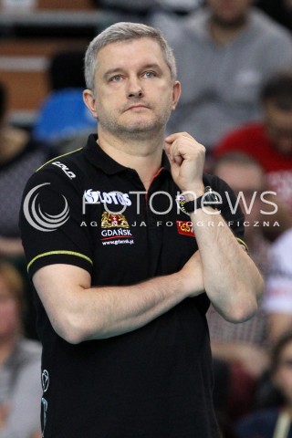  30.11.2013 RZESZOW <br />SIATKOWKA PLUS LIGA 2013/2014 MEN VOLLEYBALL POLAND POLISH PLUSLIGA LEAGUE SEASON 2013/2014 <br />MECZ ASSECO RESOVIA RZESZOW - LOTOS TREFL GDANSK<br />N/Z RADOSLAW PANAS TRENER ( HEAD COACH ) SYLWETKA<br /> 
