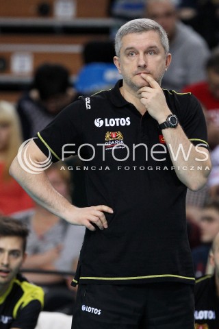  30.11.2013 RZESZOW <br />SIATKOWKA PLUS LIGA 2013/2014 MEN VOLLEYBALL POLAND POLISH PLUSLIGA LEAGUE SEASON 2013/2014 <br />MECZ ASSECO RESOVIA RZESZOW - LOTOS TREFL GDANSK<br />N/Z RADOSLAW PANAS TRENER ( HEAD COACH ) SYLWETKA<br /> 