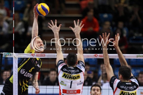  30.11.2013 RZESZOW <br />SIATKOWKA PLUS LIGA 2013/2014 MEN VOLLEYBALL POLAND POLISH PLUSLIGA LEAGUE SEASON 2013/2014 <br />MECZ ASSECO RESOVIA RZESZOW - LOTOS TREFL GDANSK<br />N/Z JAKUB JAROSZ DAWID KONARSKI GRZEGORZ KOSOK <br /> 