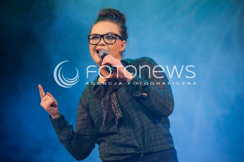  04.12.2013 WARSZAWA SALA KONGRESOWA<br />KONCERT FUNDACJI PROMETEUSZ PIEC ZLOTYCH MINUT RATUJACYCH LUDZKIE ZYCIE<br />N/Z MARTA PODULKA<br /> 