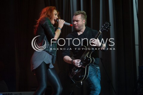  04.12.2013 WARSZAWA SALA KONGRESOWA<br />KONCERT FUNDACJI PROMETEUSZ PIEC ZLOTYCH MINUT RATUJACYCH LUDZKIE ZYCIE<br />N/Z RUDA LUKASZ LAZER<br /> 