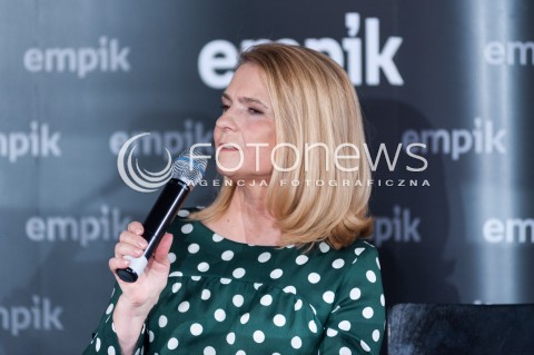  10.12.2013 WARSZAWA  EMPIK<br />SPOTKANIE Z MALGORZATA TUSK<br />N/Z MALGORZATA TUSK<br /> 