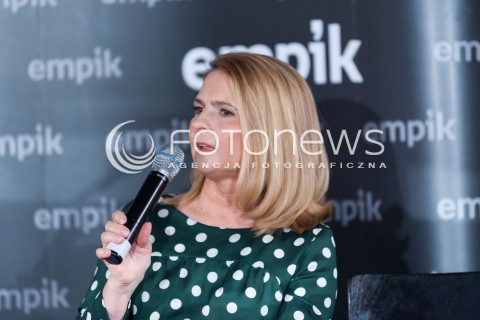  10.12.2013 WARSZAWA  EMPIK<br />SPOTKANIE Z MALGORZATA TUSK<br />N/Z MALGORZATA TUSK<br /> 