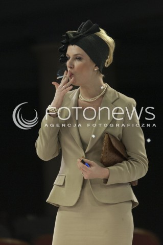  11.12.2013 WARSZAWA <br />SPEKTAKL PRZEDSTAWIENIE SWIATECZNE W TEATRZE OCH TEATR<br />N/Z ANETA TODORCZUK PERCHUC<br /> 