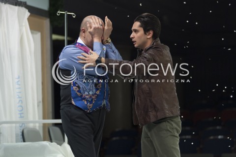  11.12.2013 WARSZAWA <br />SPEKTAKL PRZEDSTAWIENIE SWIATECZNE W TEATRZE OCH TEATR<br />N/Z CEZARY ZAK OTAR SARALIDZE<br /> 