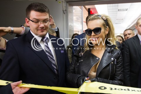  12.12.2013 RZESZOW<br />DODA NA OTWARCIU SKLEPU MEDIA EXPERT W RZESZOWIE<br />N/Z DODA DOROTA RABCZEWSKA<br /> 