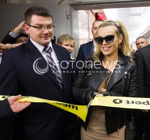  12.12.2013 RZESZOW<br />DODA NA OTWARCIU SKLEPU MEDIA EXPERT W RZESZOWIE<br />N/Z DODA DOROTA RABCZEWSKA<br /> 