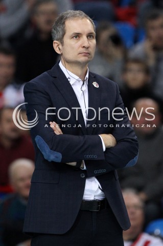  15.12.2013 RZESZOW <br />SIATKOWKA PLUS LIGA 2013/2014 MEN VOLLEYBALL POLAND POLISH PLUSLIGA LEAGUE SEASON 2013/2014 <br />MECZ ASSECO RESOVIA RZESZOW - INDYKPOL AZS OLSZTYN<br />N/Z ANDRZEJ KOWAL TRENER ( HEAD COACH ) SYLWETKA <br /> 