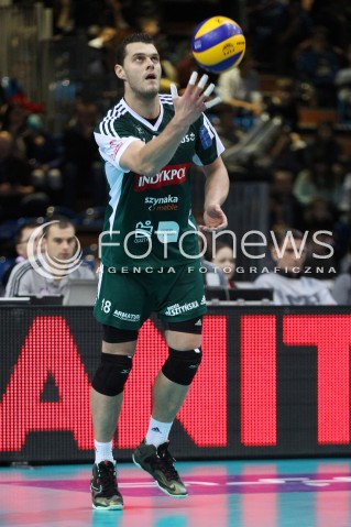  15.12.2013 RZESZOW <br />SIATKOWKA PLUS LIGA 2013/2014 MEN VOLLEYBALL POLAND POLISH PLUSLIGA LEAGUE SEASON 2013/2014 <br />MECZ ASSECO RESOVIA RZESZOW - INDYKPOL AZS OLSZTYN<br />N/Z PIOTR LUKA SYLWETKA <br /> 