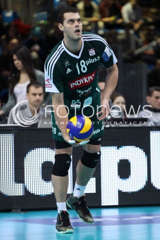  15.12.2013 RZESZOW <br />SIATKOWKA PLUS LIGA 2013/2014 MEN VOLLEYBALL POLAND POLISH PLUSLIGA LEAGUE SEASON 2013/2014 <br />MECZ ASSECO RESOVIA RZESZOW - INDYKPOL AZS OLSZTYN<br />N/Z PIOTR LUKA SYLWETKA <br /> 