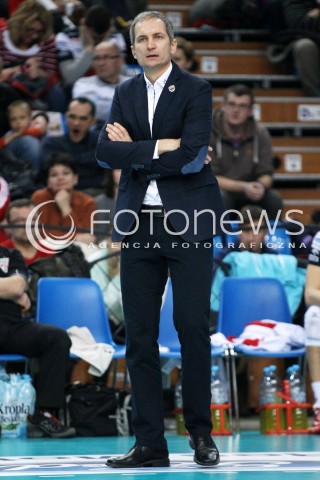  15.12.2013 RZESZOW <br />SIATKOWKA PLUS LIGA 2013/2014 MEN VOLLEYBALL POLAND POLISH PLUSLIGA LEAGUE SEASON 2013/2014 <br />MECZ ASSECO RESOVIA RZESZOW - INDYKPOL AZS OLSZTYN<br />N/Z ANDRZEJ KOWAL TRENER ( HEAD COACH ) SYLWETKA <br /> 