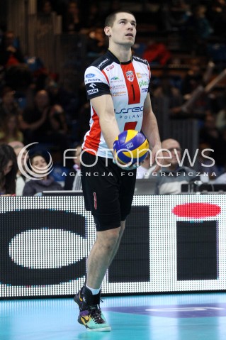  15.12.2013 RZESZOW <br />SIATKOWKA PLUS LIGA 2013/2014 MEN VOLLEYBALL POLAND POLISH PLUSLIGA LEAGUE SEASON 2013/2014 <br />MECZ ASSECO RESOVIA RZESZOW - INDYKPOL AZS OLSZTYN<br />N/Z DAWID KONARSKI SYLWETKA <br /> 