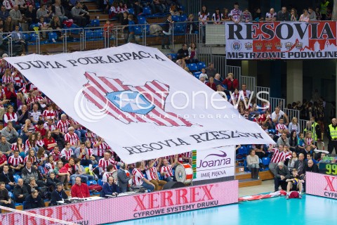  15.12.2013 RZESZOW <br />SIATKOWKA PLUS LIGA 2013/2014 MEN VOLLEYBALL POLAND POLISH PLUSLIGA LEAGUE SEASON 2013/2014 <br />MECZ ASSECO RESOVIA RZESZOW - INDYKPOL AZS OLSZTYN<br />N/Z KIBICE DOPING OPRAWA SEKTOROWKA BANER DUMA PODKARPACIA RESOVIA RZESZOW <br /> 
