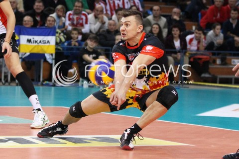  15.12.2013 RZESZOW <br />SIATKOWKA PLUS LIGA 2013/2014 MEN VOLLEYBALL POLAND POLISH PLUSLIGA LEAGUE SEASON 2013/2014 <br />MECZ ASSECO RESOVIA RZESZOW - INDYKPOL AZS OLSZTYN<br />N/Z KRZYSZTOF IGNACZAK SYLWETKA <br /> 