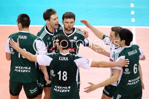  15.12.2013 RZESZOW <br />SIATKOWKA PLUS LIGA 2013/2014 MEN VOLLEYBALL POLAND POLISH PLUSLIGA LEAGUE SEASON 2013/2014 <br />MECZ ASSECO RESOVIA RZESZOW - INDYKPOL AZS OLSZTYN<br />N/Z PIOTR HAIN BARTOSZ KRZYSIEK RADOSC EMOCJE <br /> 