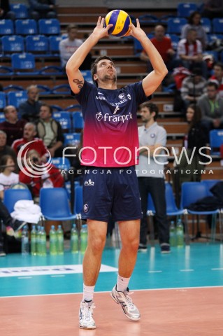  18.12.2013 RZESZOW POLAND <br />SIATKOWKA LIGA MISTRZOW MEN CEV VOLLEYBALL CHAMPIONS LEAGUE 2013 MATCH <br />ASSECO RESOVIA - PARIS VOLLEY <br />N/Z DENNIS VAN DER VEEN SYLWETKA <br /> 