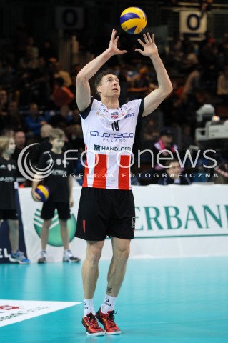  18.12.2013 RZESZOW POLAND <br />SIATKOWKA LIGA MISTRZOW MEN CEV VOLLEYBALL CHAMPIONS LEAGUE 2013 MATCH <br />ASSECO RESOVIA - PARIS VOLLEY <br />N/Z JOCHEN SCHOPS SYLWETKA <br /> 