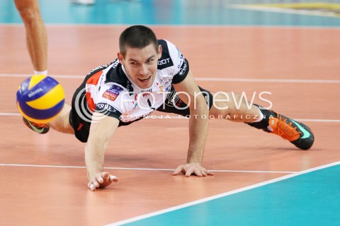  18.12.2013 RZESZOW POLAND <br />SIATKOWKA LIGA MISTRZOW MEN CEV VOLLEYBALL CHAMPIONS LEAGUE 2013 MATCH <br />ASSECO RESOVIA - PARIS VOLLEY <br />N/Z DAWID KONARSKI SYLWETKA <br /> 