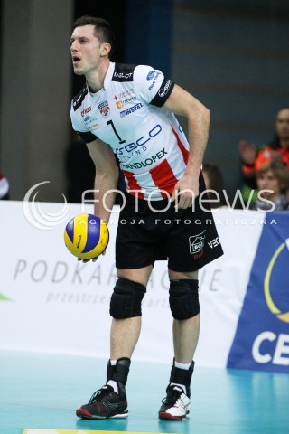  18.12.2013 RZESZOW POLAND <br />SIATKOWKA LIGA MISTRZOW MEN CEV VOLLEYBALL CHAMPIONS LEAGUE 2013 MATCH <br />ASSECO RESOVIA - PARIS VOLLEY <br />N/Z ALEH ACHREM OLIEG AKHREM SYLWETKA <br /> 