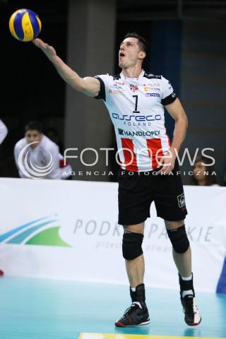  18.12.2013 RZESZOW POLAND <br />SIATKOWKA LIGA MISTRZOW MEN CEV VOLLEYBALL CHAMPIONS LEAGUE 2013 MATCH <br />ASSECO RESOVIA - PARIS VOLLEY <br />N/Z ALEH ACHREM OLIEG AKHREM SYLWETKA <br /> 