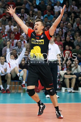  18.12.2013 RZESZOW POLAND <br />SIATKOWKA LIGA MISTRZOW MEN CEV VOLLEYBALL CHAMPIONS LEAGUE 2013 MATCH <br />ASSECO RESOVIA - PARIS VOLLEY <br />N/Z KRZYSZTOF IGNACZAK RADOSC EMOCJE SYLWETKA <br /> 