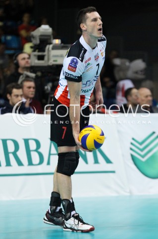  18.12.2013 RZESZOW POLAND <br />SIATKOWKA LIGA MISTRZOW MEN CEV VOLLEYBALL CHAMPIONS LEAGUE 2013 MATCH <br />ASSECO RESOVIA - PARIS VOLLEY <br />N/Z ALEH ACHREM OLIEG AKHREM SYLWETKA <br /> 