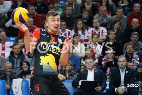  18.12.2013 RZESZOW POLAND <br />SIATKOWKA LIGA MISTRZOW MEN CEV VOLLEYBALL CHAMPIONS LEAGUE 2013 MATCH <br />ASSECO RESOVIA - PARIS VOLLEY <br />N/Z KRZYSZTOF IGNACZAK <br /> 