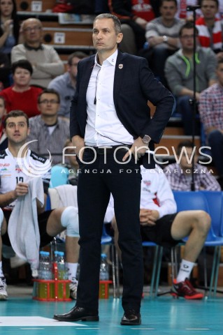  18.12.2013 RZESZOW POLAND <br />SIATKOWKA LIGA MISTRZOW MEN CEV VOLLEYBALL CHAMPIONS LEAGUE 2013 MATCH <br />ASSECO RESOVIA - PARIS VOLLEY <br />N/Z ANDRZEJ KOWAL ( TRENER ) SYLWETKA <br /> 