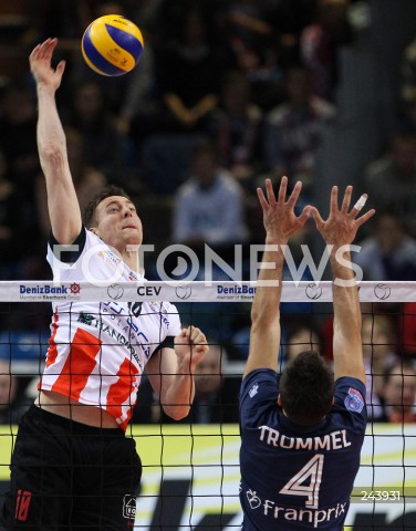  18.12.2013 RZESZOW POLAND <br />SIATKOWKA LIGA MISTRZOW MEN CEV VOLLEYBALL CHAMPIONS LEAGUE 2013 MATCH <br />ASSECO RESOVIA - PARIS VOLLEY <br />N/Z JOCHEN SCHOPS JEROEN TROMMEL <br /> 